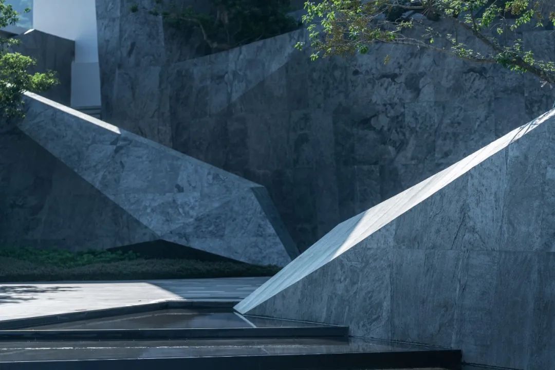 優(yōu)化成本，替代石材的外立面材料—“仿石材”產(chǎn)品系列產(chǎn)品5