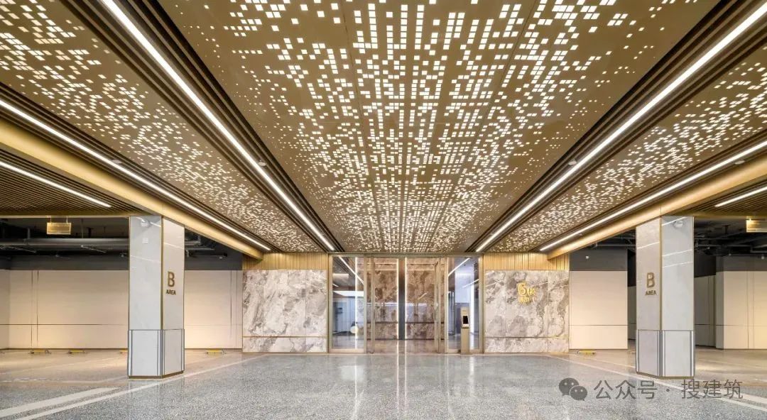 豪宅地下車庫(kù)“卷”得有點(diǎn)逆天了——鋁單板“精細(xì)化”應(yīng)用！